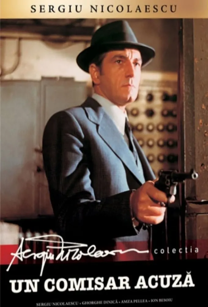Un comisar acuzã