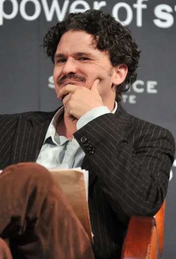 Dave Eggers