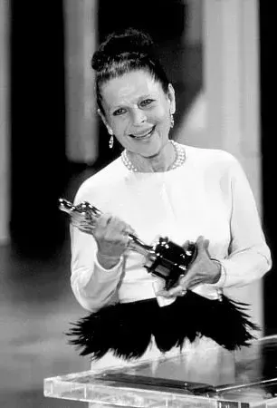 Ruth Gordon
