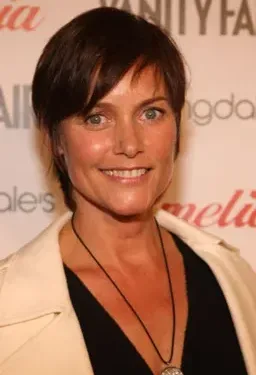 Carey Lowell