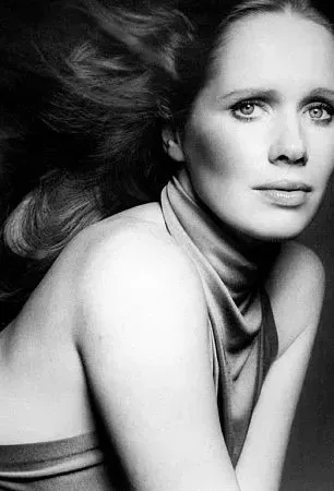 Liv Ullmann