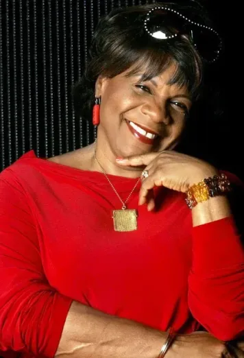 Tina Fabrique