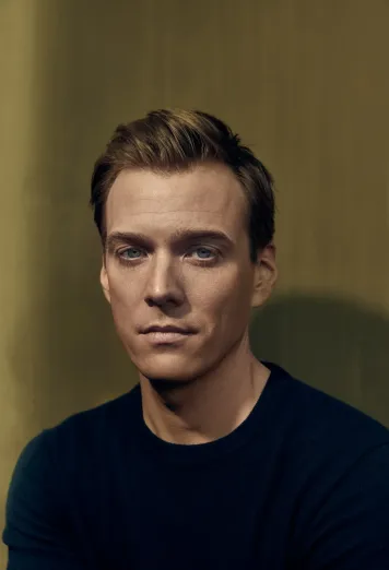 Jake Abel